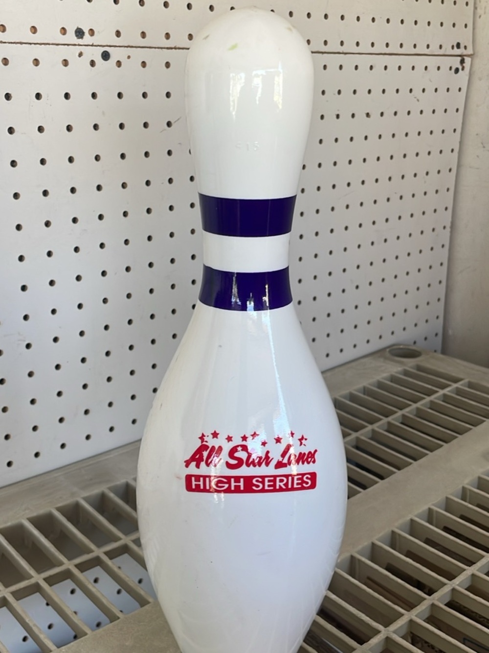 Bowling Pin - Picture 2 of 5